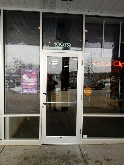 storefront glass replacement