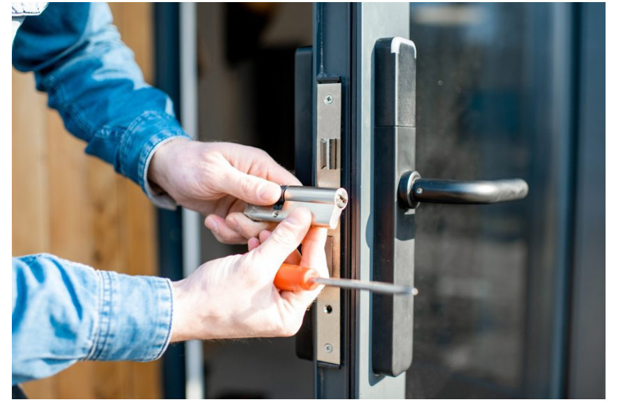 Doors & Window Glass Repair Company commercial door lock and hardware services - Alexandria, VA
