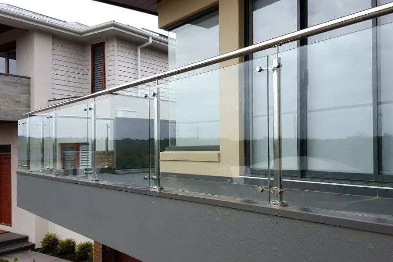 Glass-Railings-bb05
