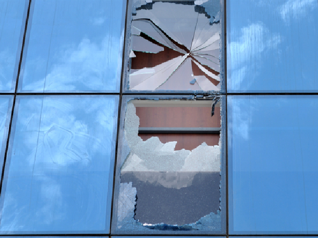 Professional Commercial Glass Replacement Services - usglassrepair