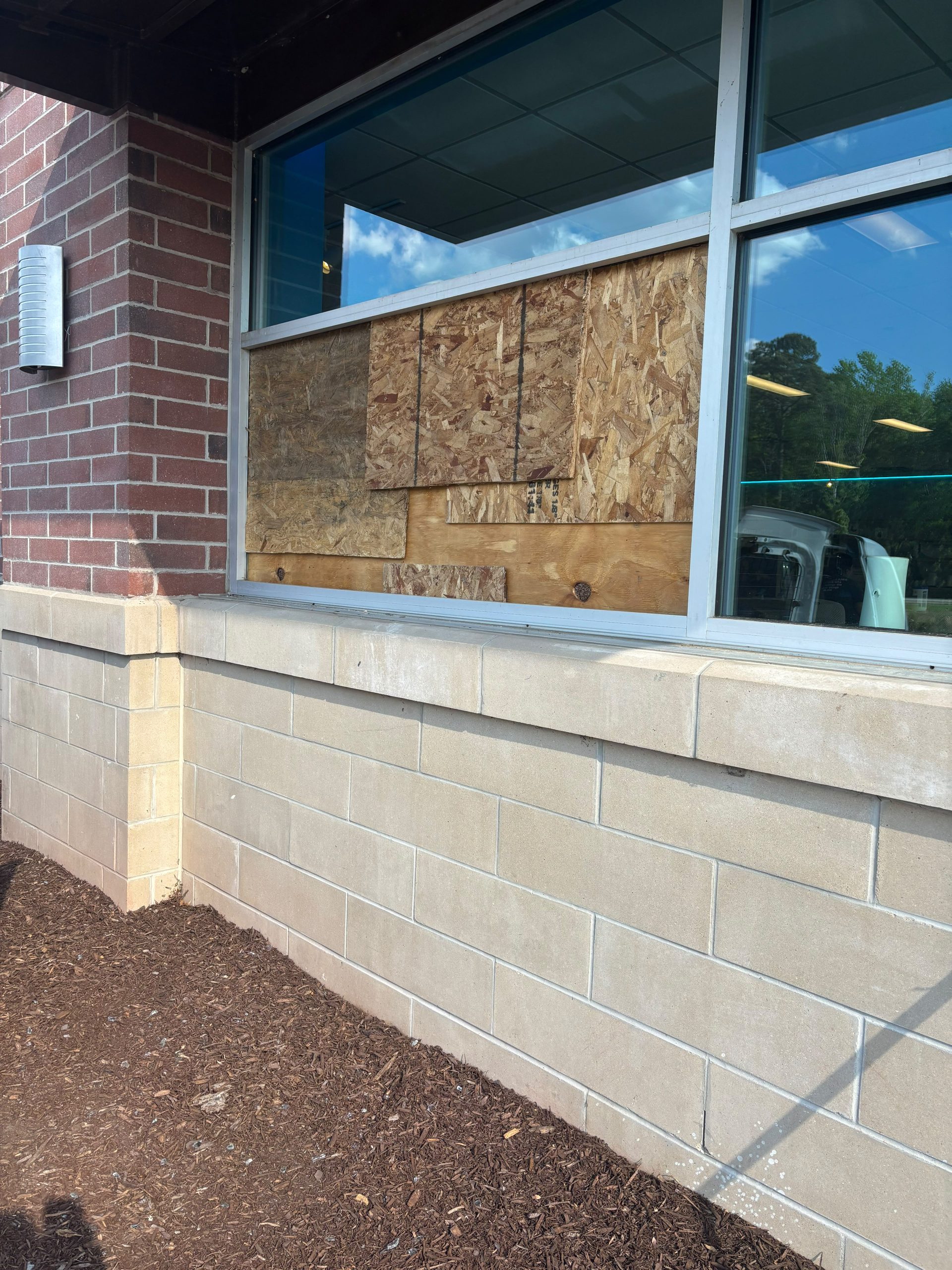 Clear Solution - Lasting Fixes emergency glass repair Alexandria VA - Alexandria, VA