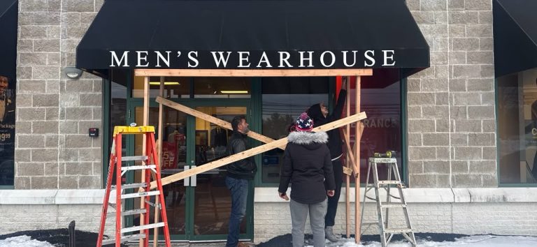 Professional Commercial Glass Repair and Storefront Window Replacement