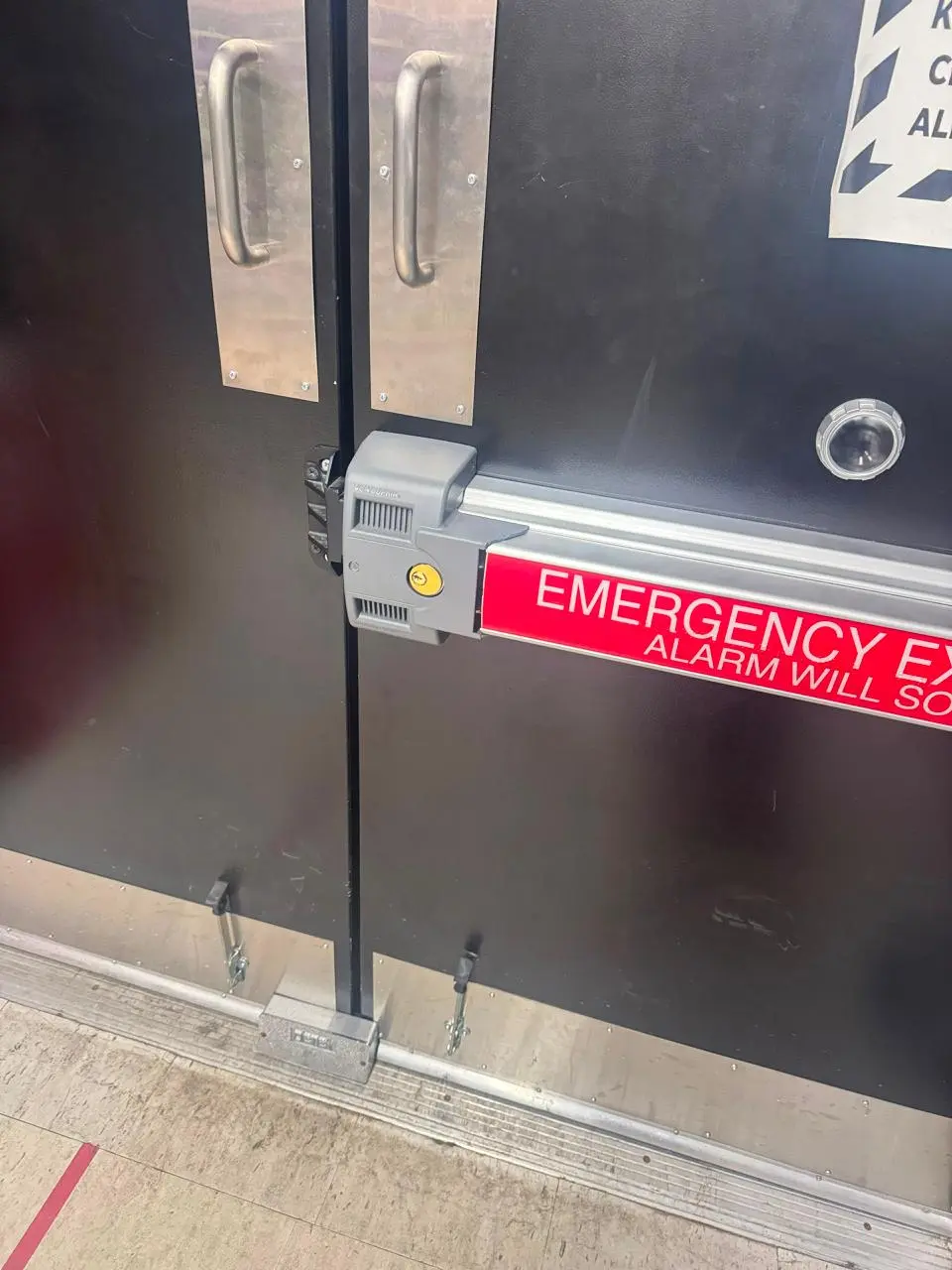 Commercial door hardware installation and repair in Alexandria, VA