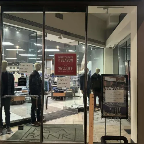 How Commercial Glass Improves Business Security